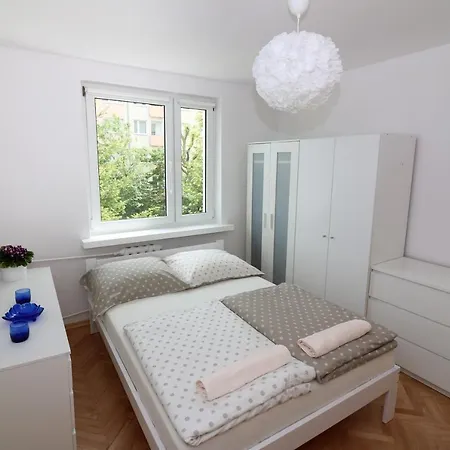 Aapartament Apartment *